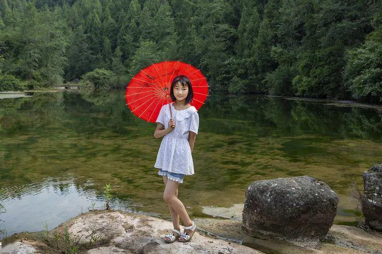 强敌认输？特朗普大胜后对中俄承诺，俄笑了，中国不会掉以轻心